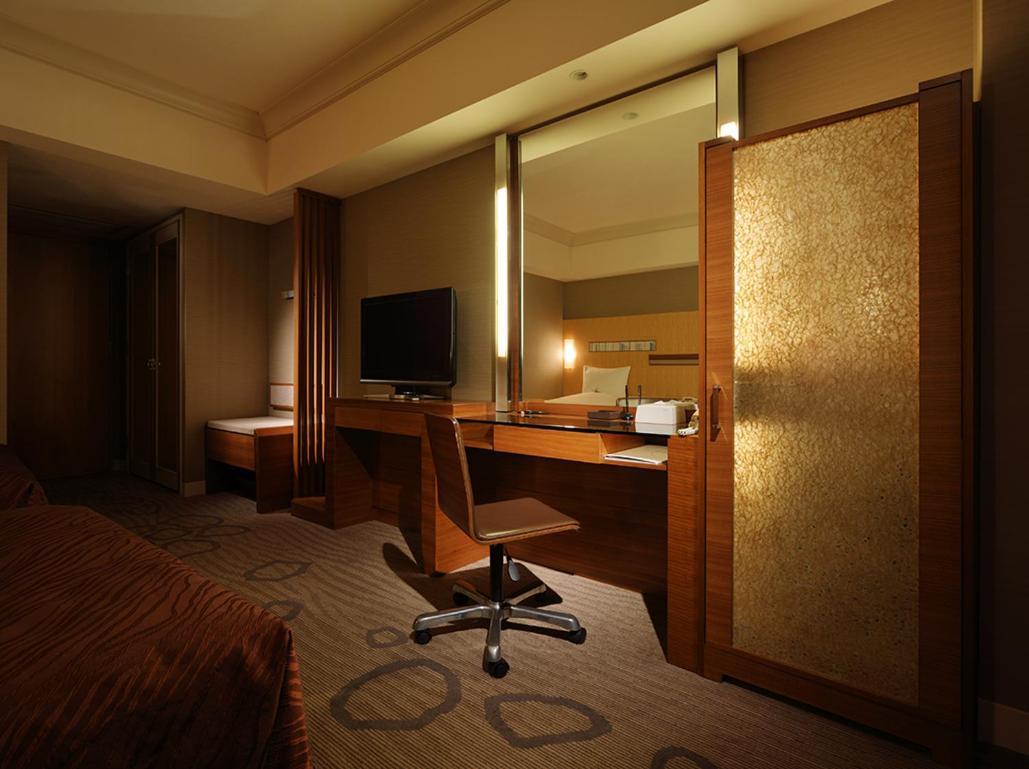 Hotel Okura Fukuoka Fukuoka  Exteriör bild A room at the hotel