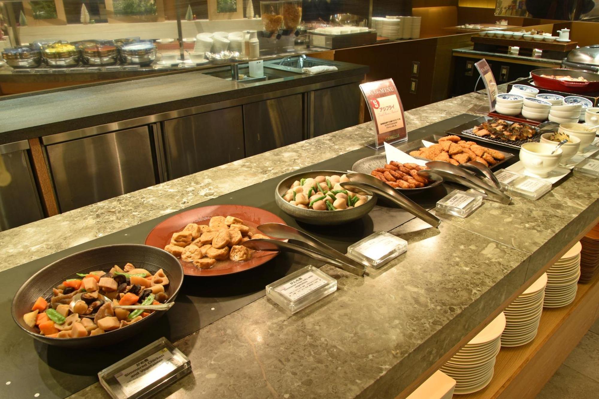 Hotel Okura Fukuoka Fukuoka  Exteriör bild A buffet at a hotel