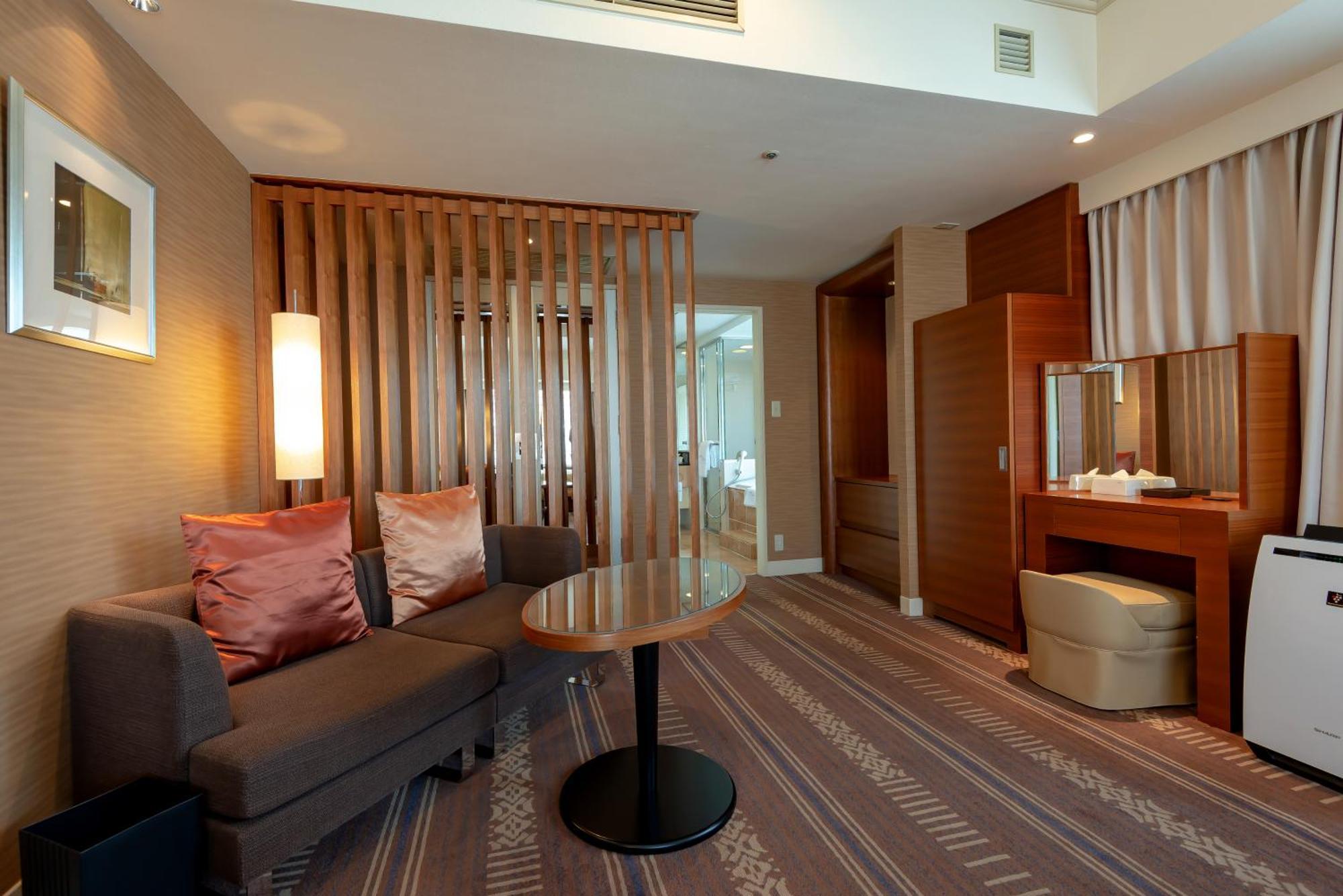 Hotel Okura Fukuoka Fukuoka  Exteriör bild