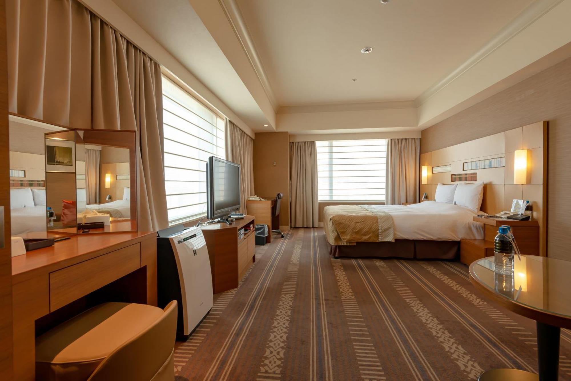 Hotel Okura Fukuoka Fukuoka  Exteriör bild