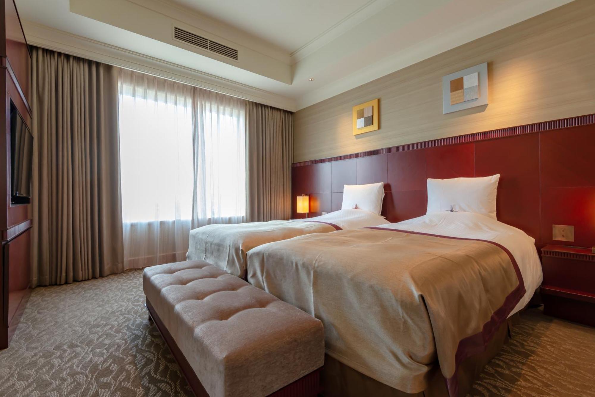 Hotel Okura Fukuoka Fukuoka  Exteriör bild