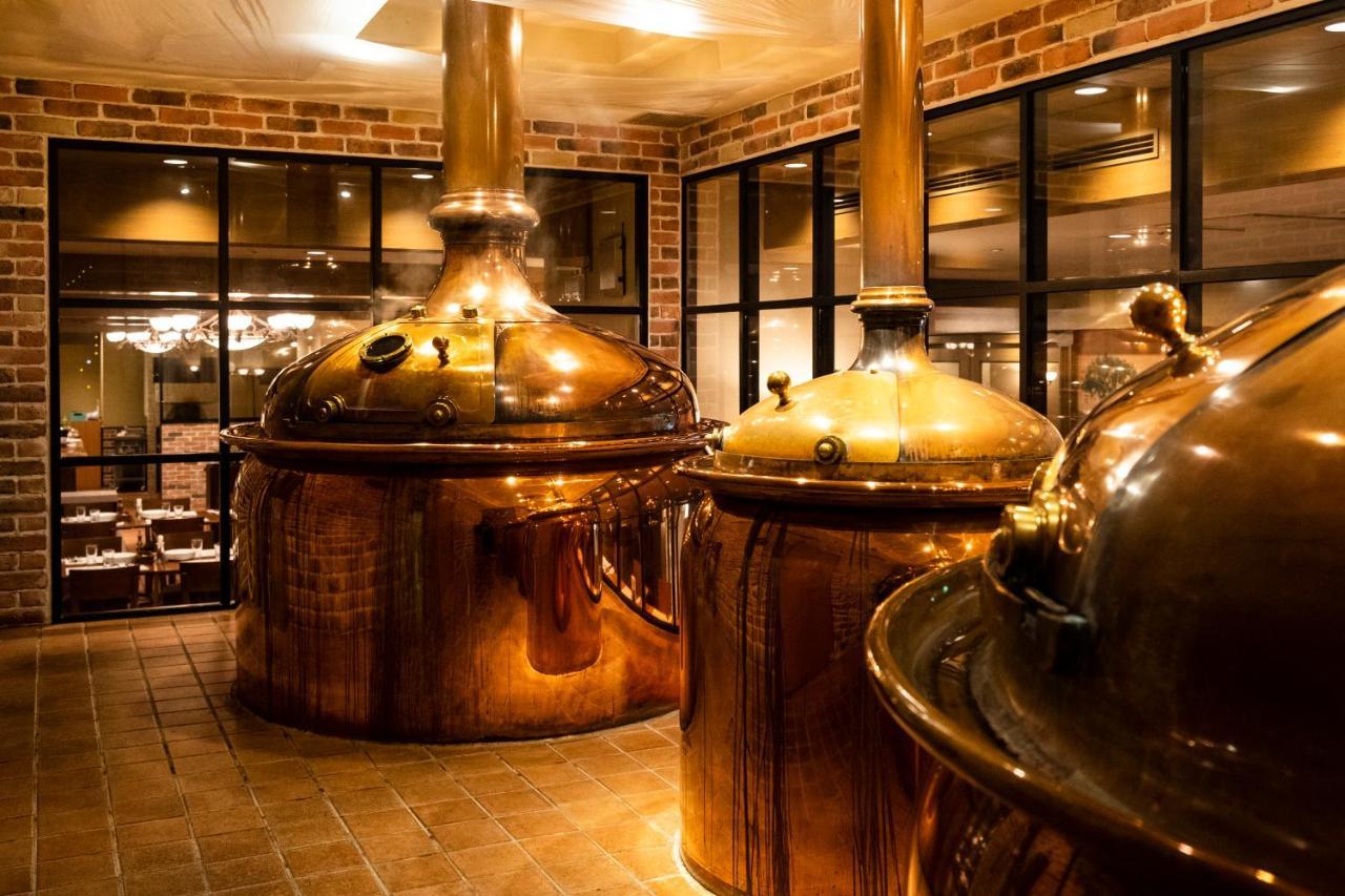 Hotel Okura Fukuoka Fukuoka  Exteriör bild Brewing vessels at the Old Brewery Store